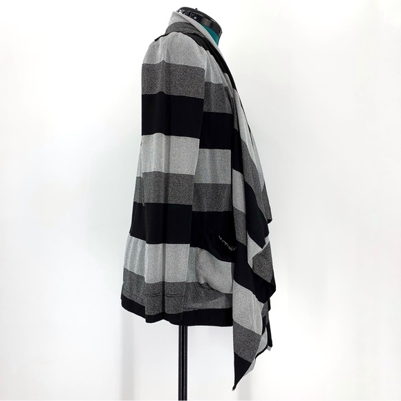 Bianca Nygard Petite Black & Silver Open Front Handkerchief Hem Cardigan, 8P - Picture 8 of 16